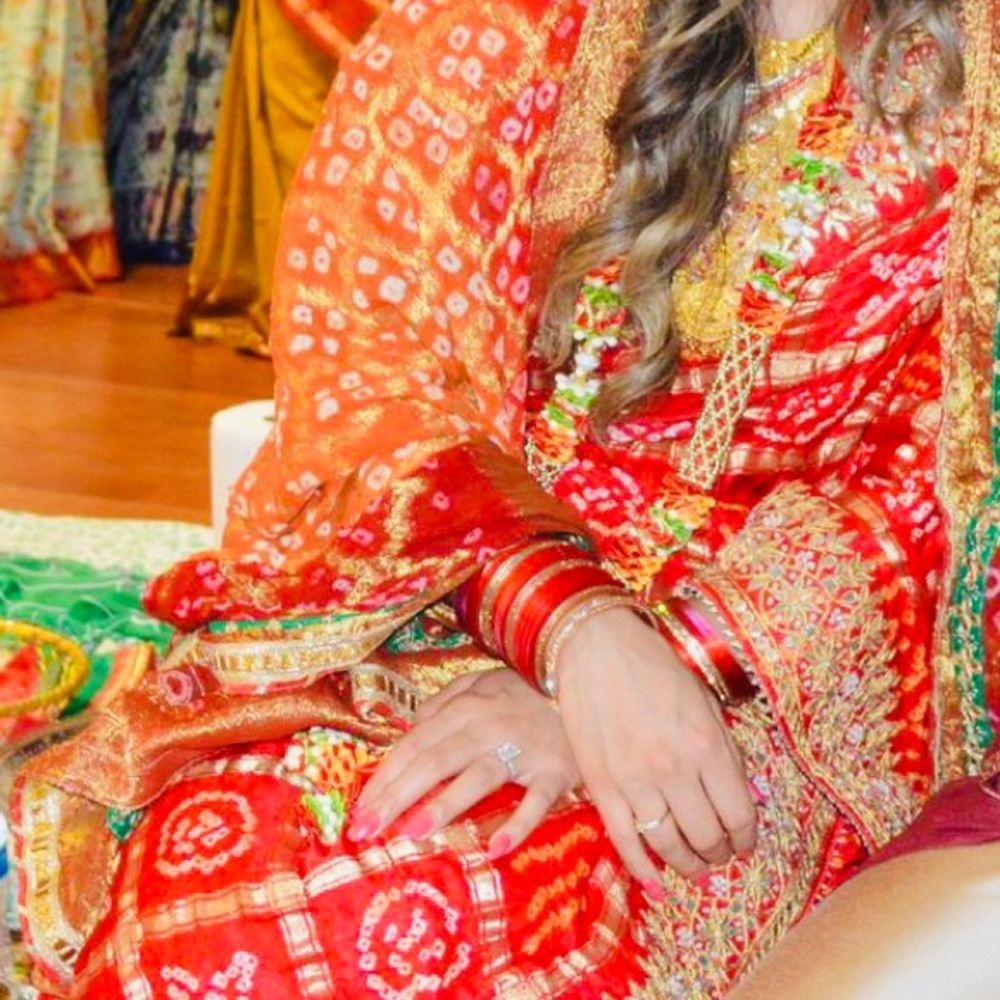 Red Saree - Picture 3 of 5